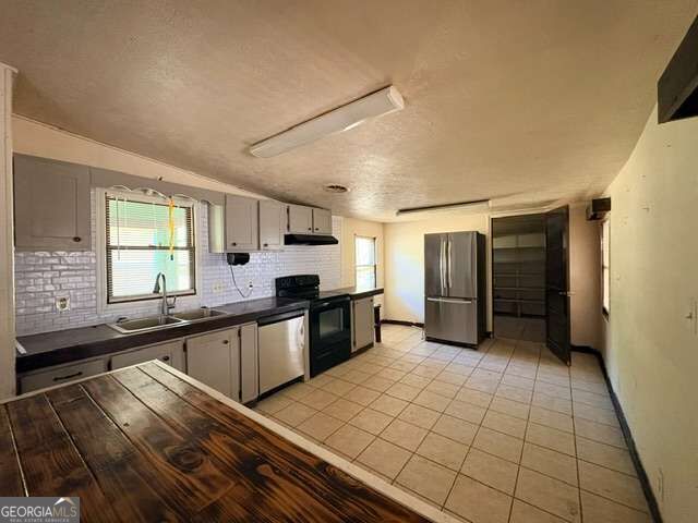 30 Hale Road Property Photo 12