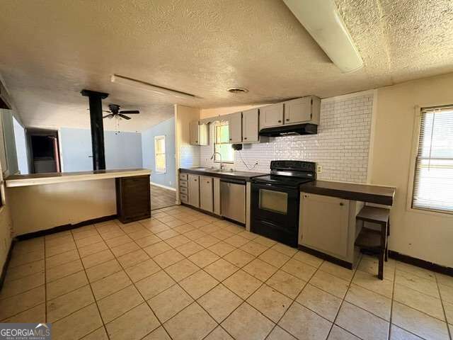 30 Hale Road Property Photo 14