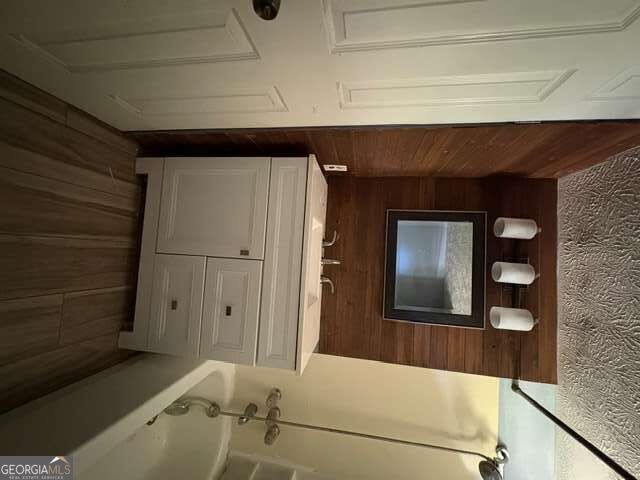 30 Hale Road Property Photo 19