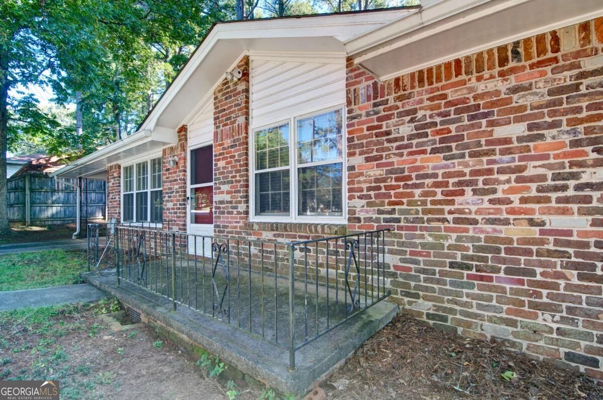 1299 Mclendon Drive Property Photo 3