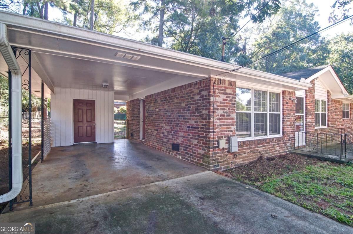 1299 Mclendon Drive Property Photo 6