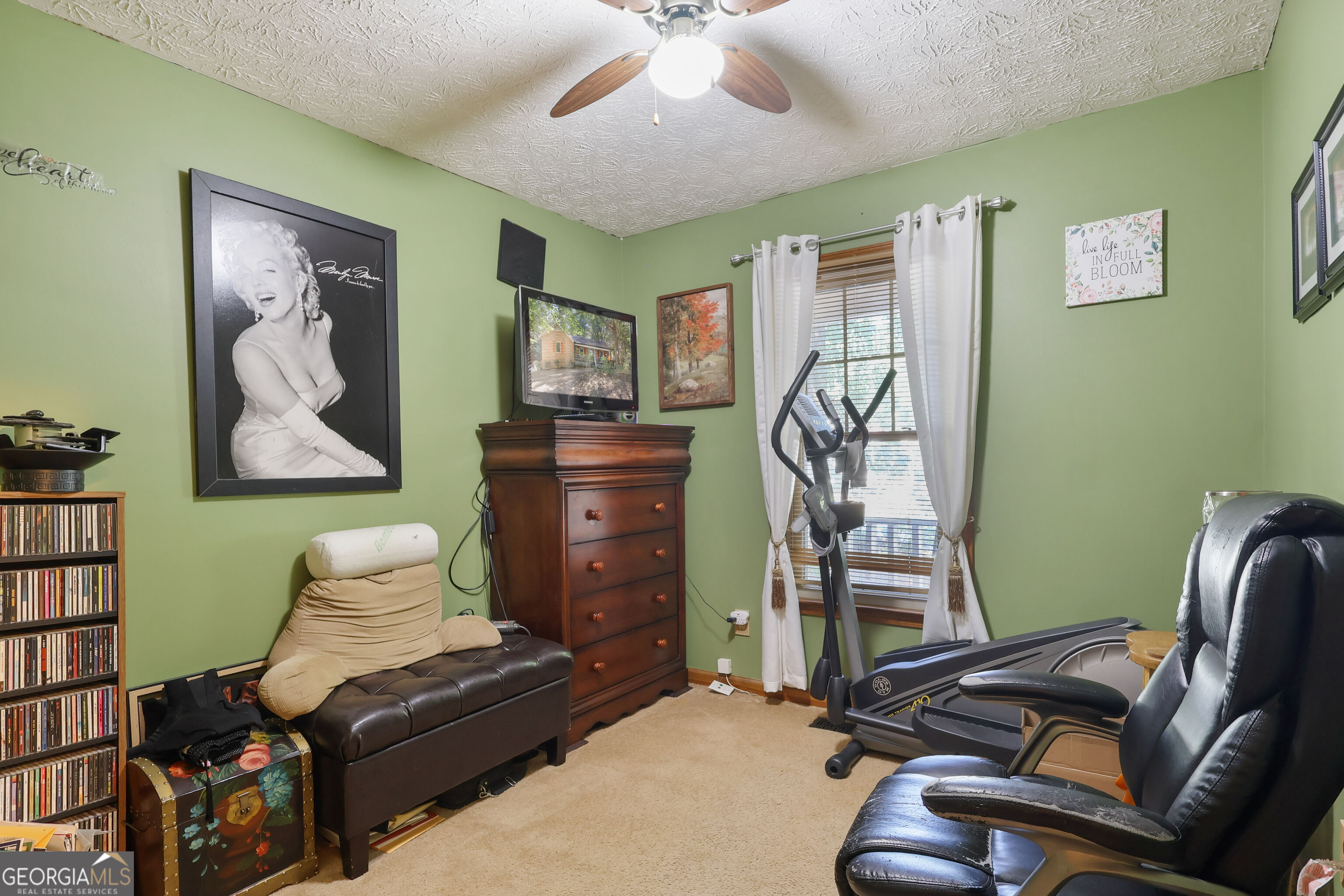 1643 Hearthstone Way Property Photo 15