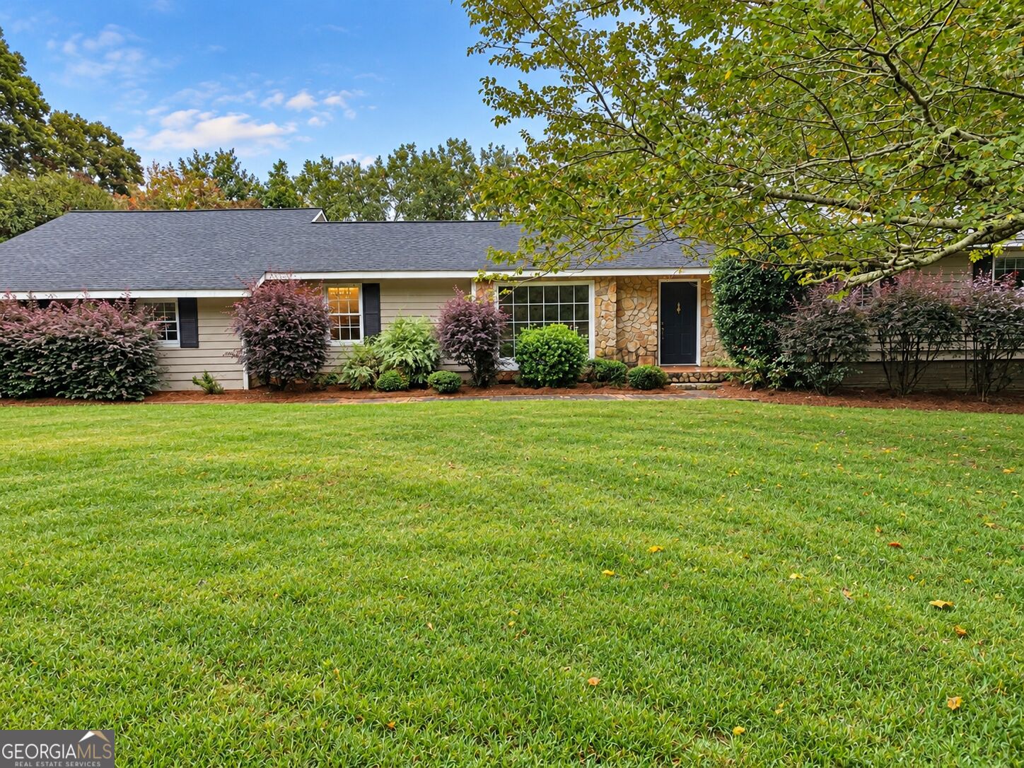 404 Ponderosa Drive Property Photo 1