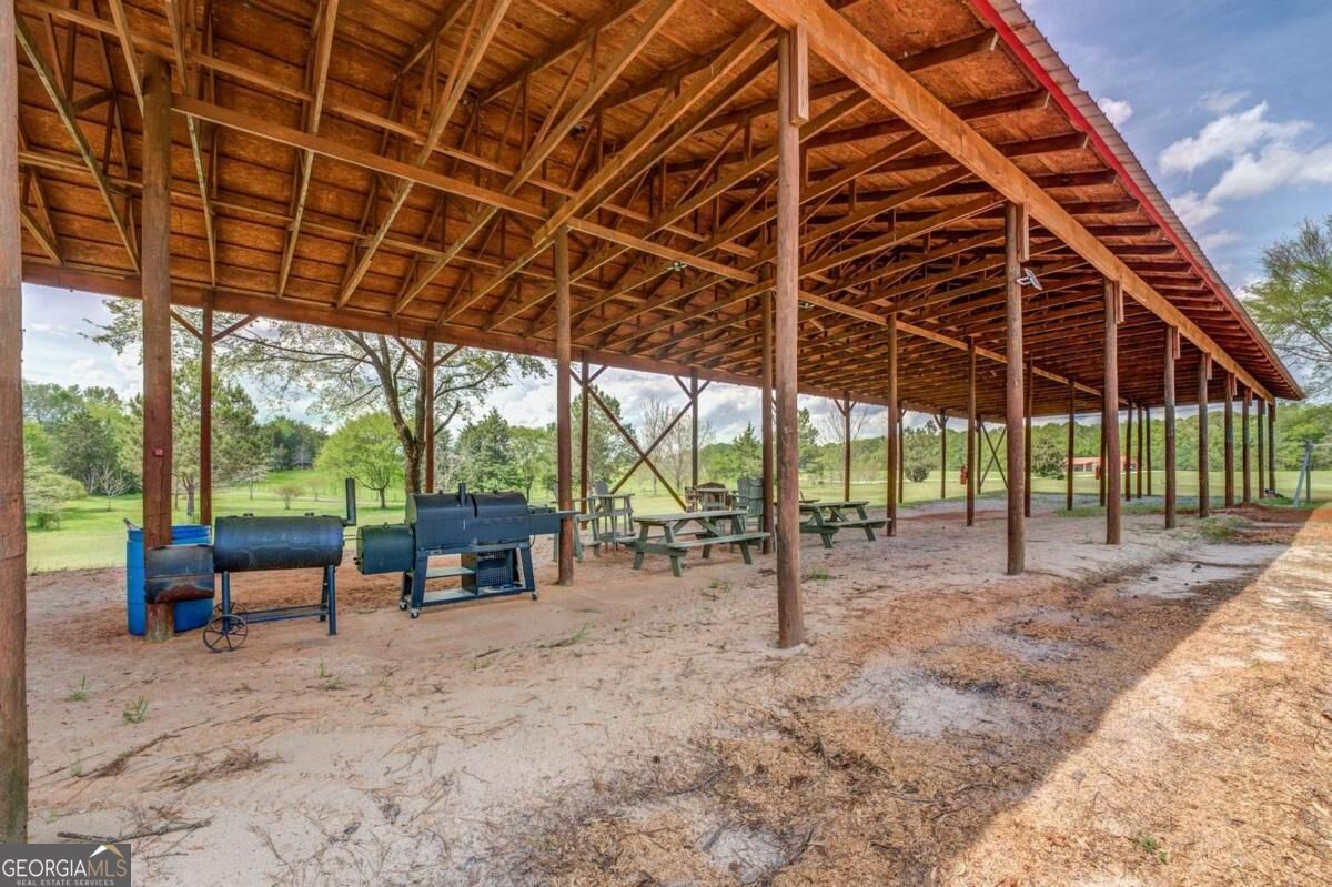 6500 Post Road Property Photo 68