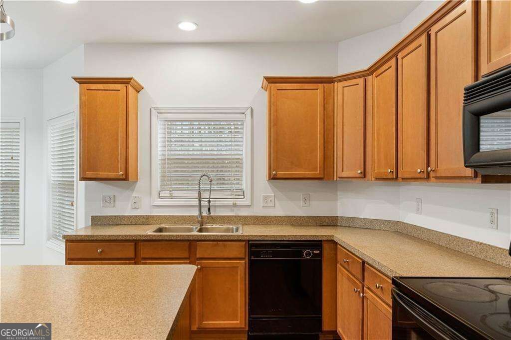 365 Dominique Court Property Photo 13