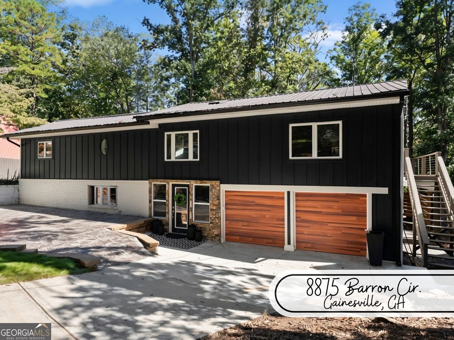 8875 Barron Circle Property Photo 3