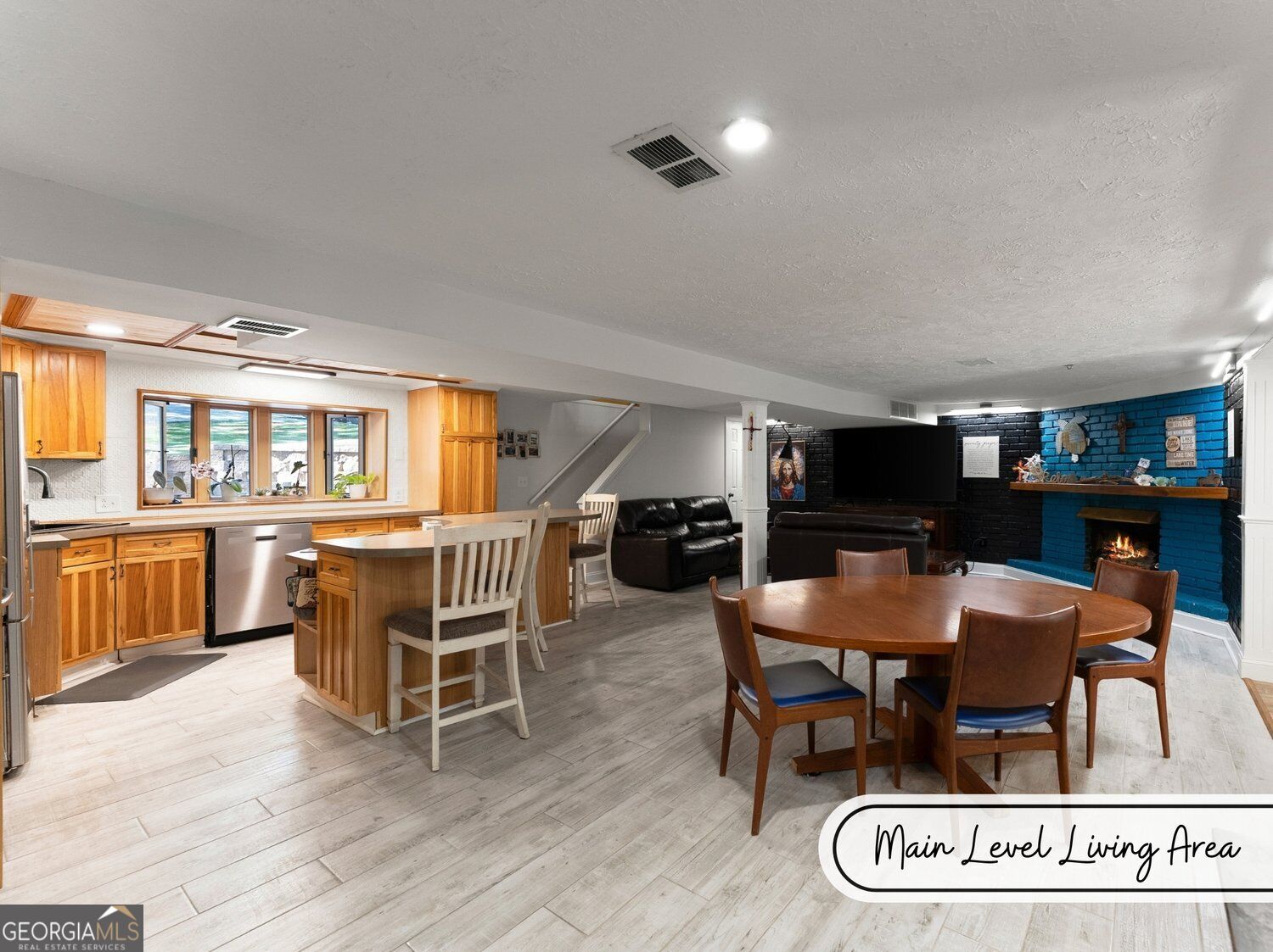 8875 Barron Circle Property Photo 7