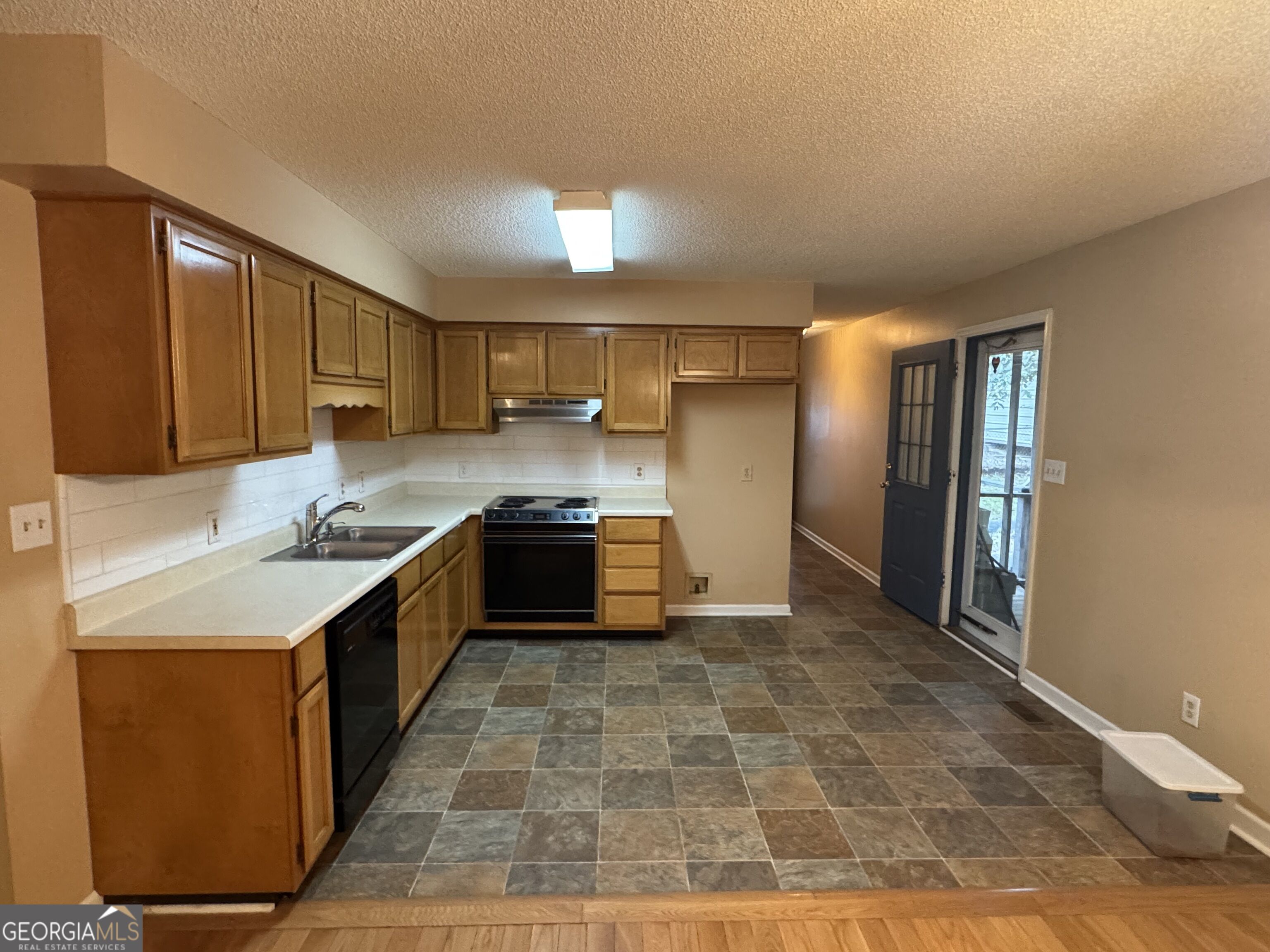 158 Alpine Drive Property Photo 8