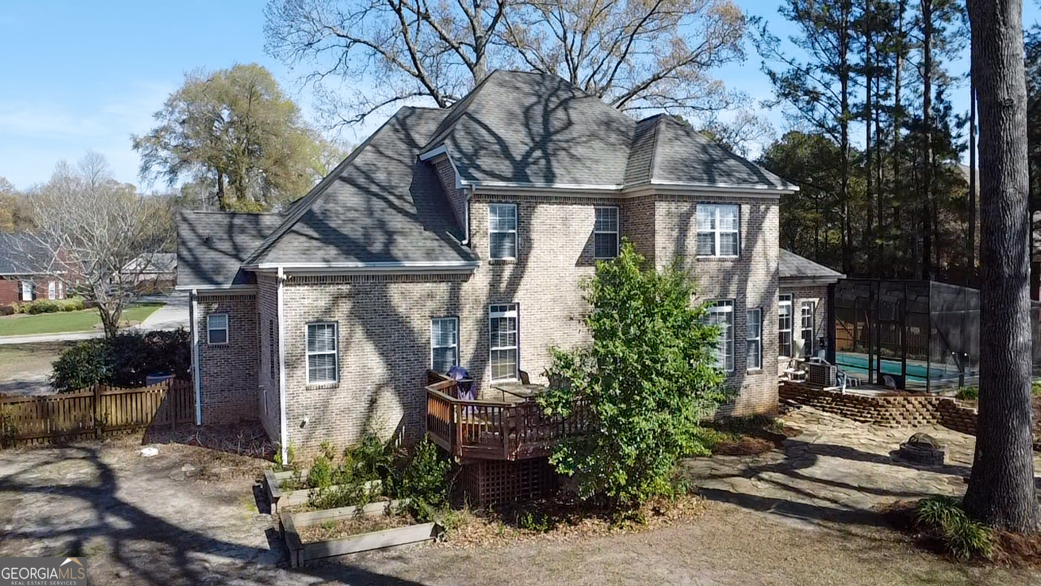 333 Royal Crest Circle Property Photo 35