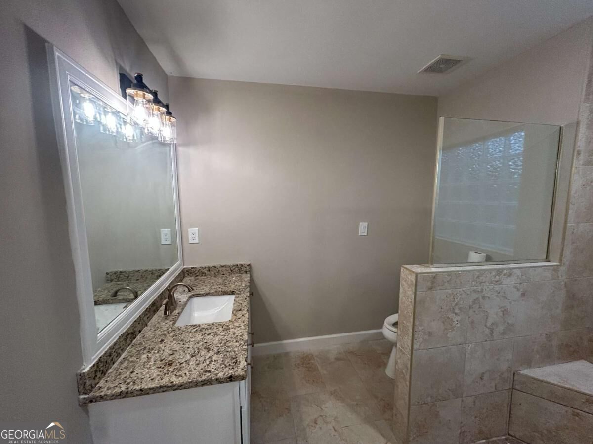 496 Walnut Creek Drive Property Photo 4