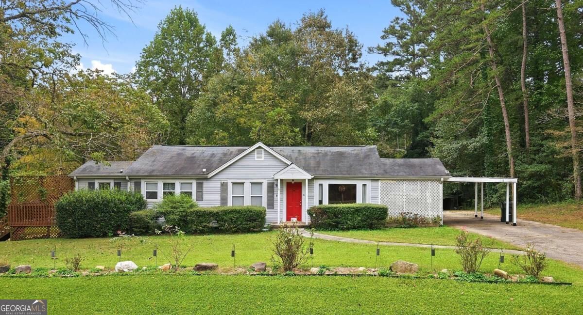 4982 Dallas Acworth Highway Property Photo 1