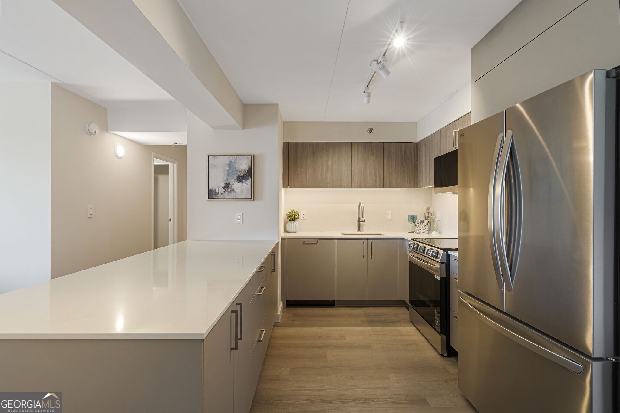 2460 Peachtree Road Ne # 201 Property Photo 4