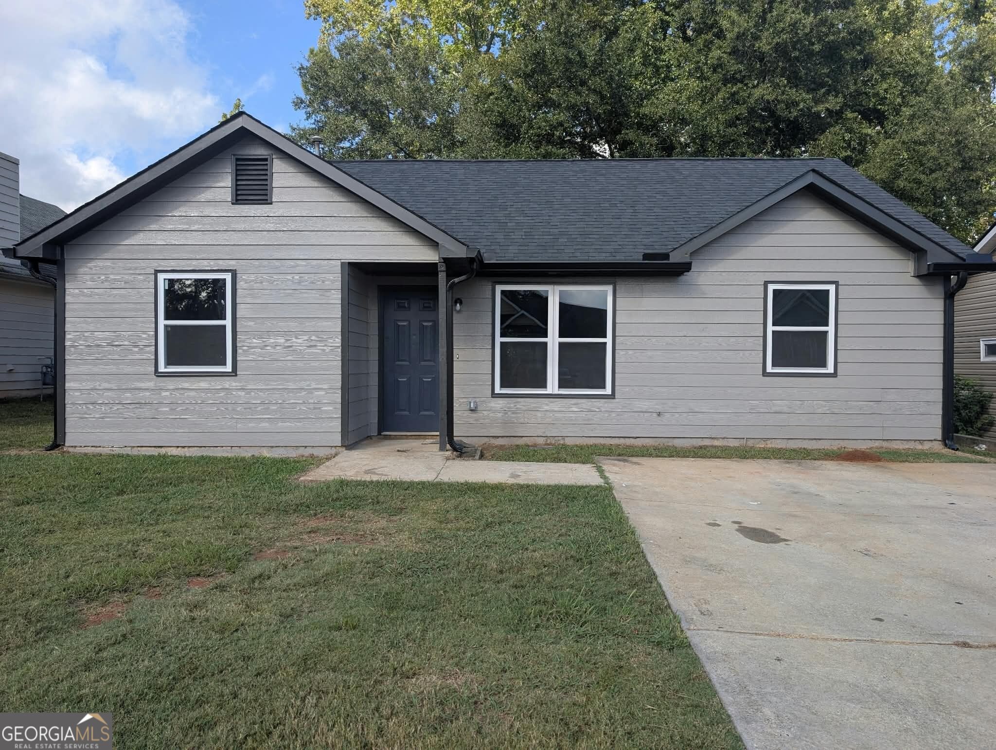 143 Crystal Brook Property Photo 1