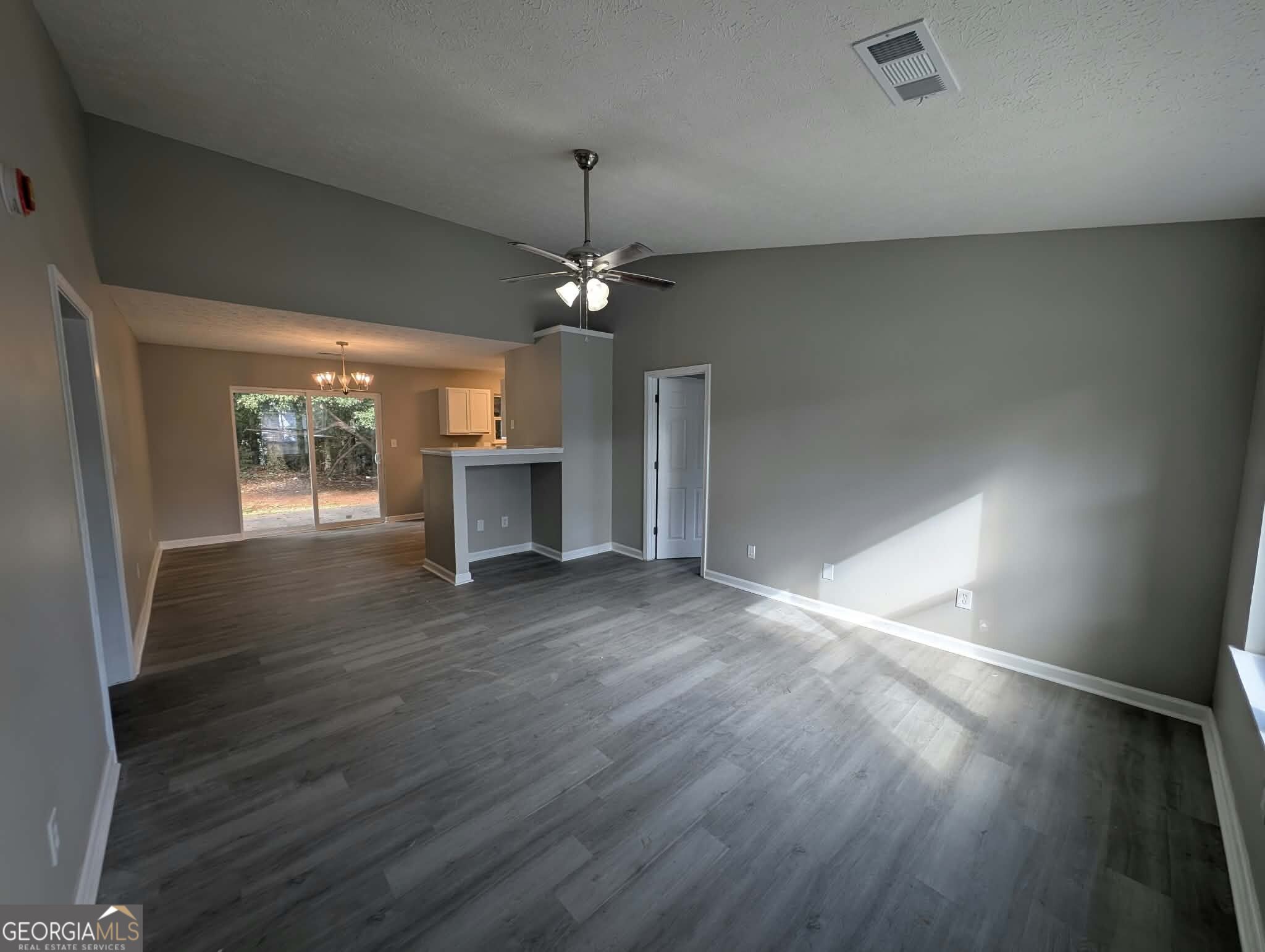 143 Crystal Brook Property Photo 2