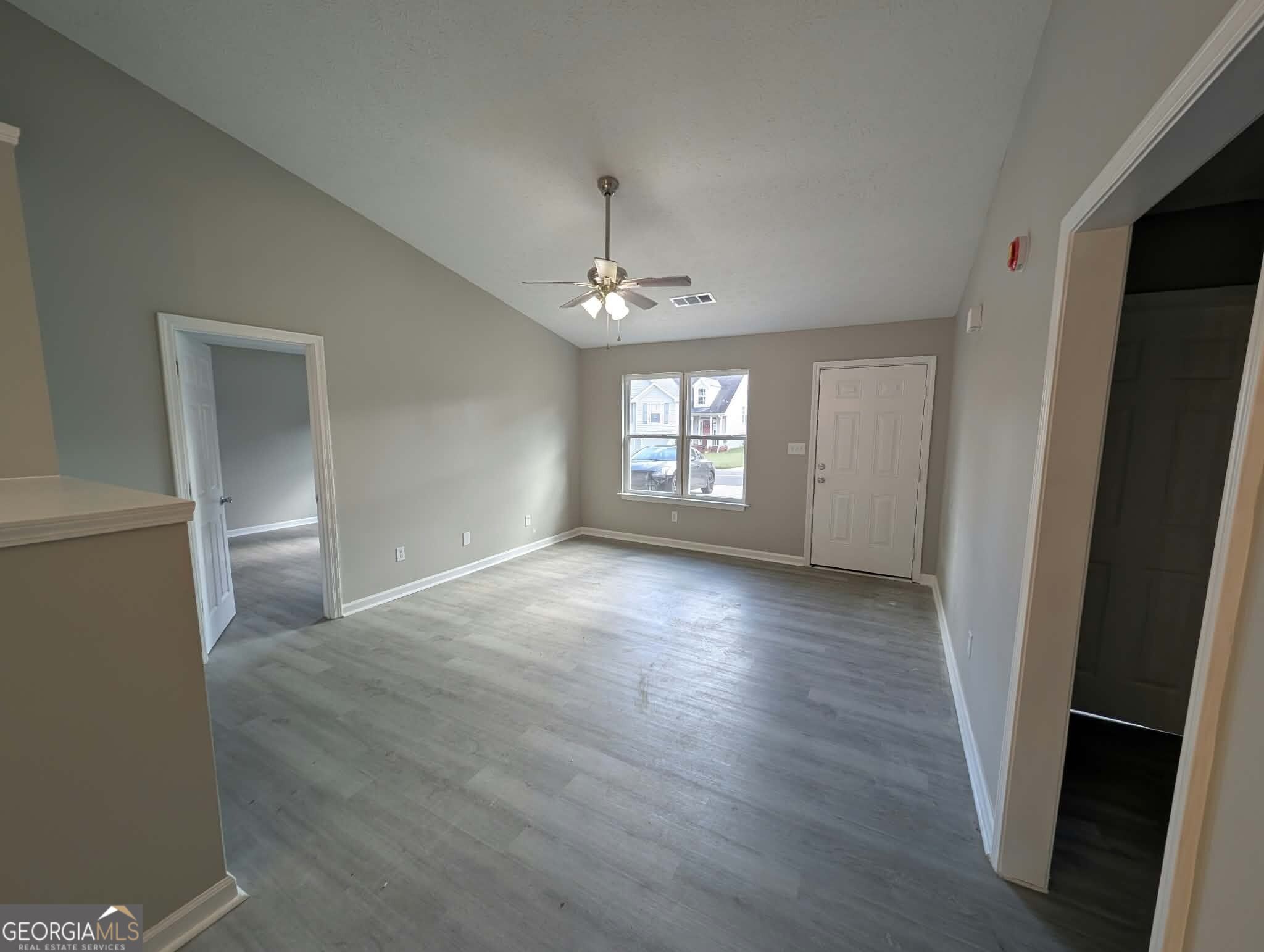 143 Crystal Brook Property Photo 3