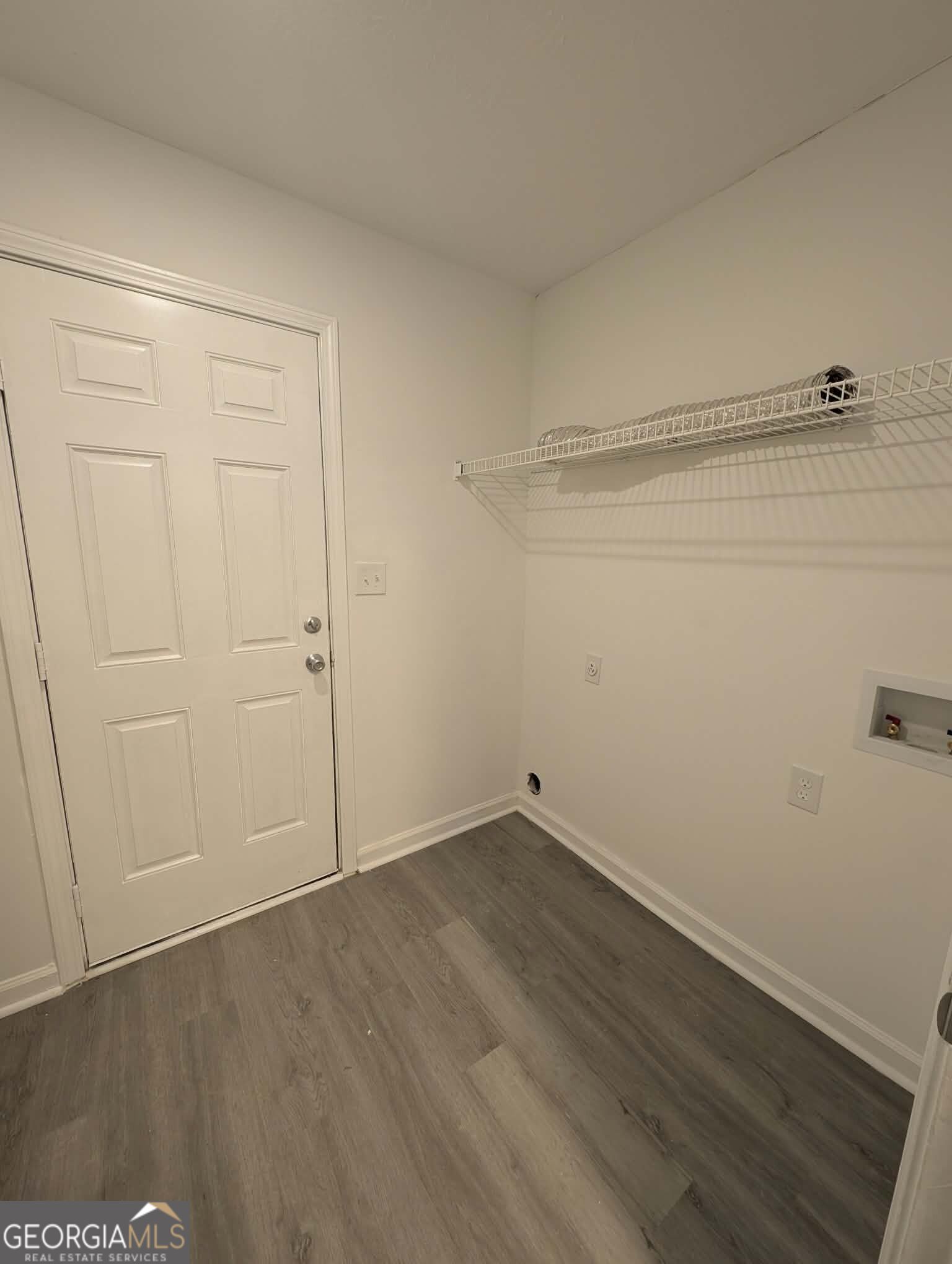 143 Crystal Brook Property Photo 7