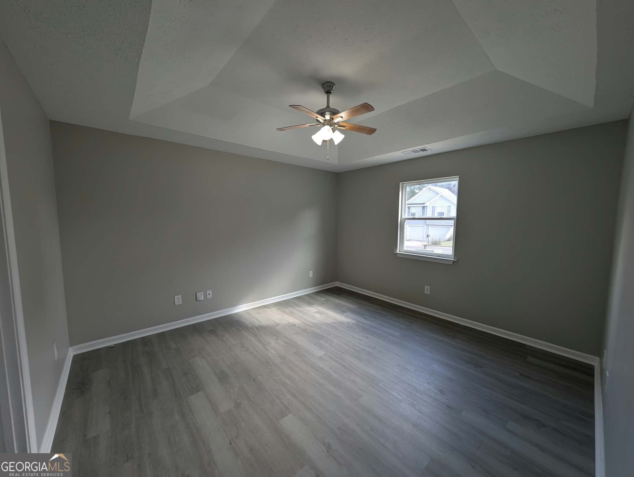 143 Crystal Brook Property Photo 11