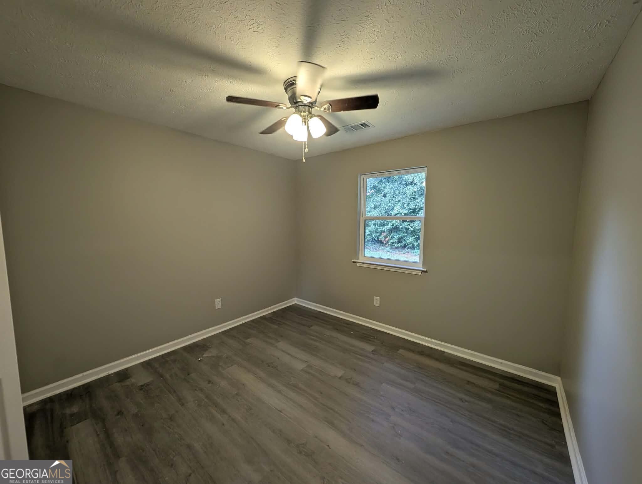143 Crystal Brook Property Photo 18
