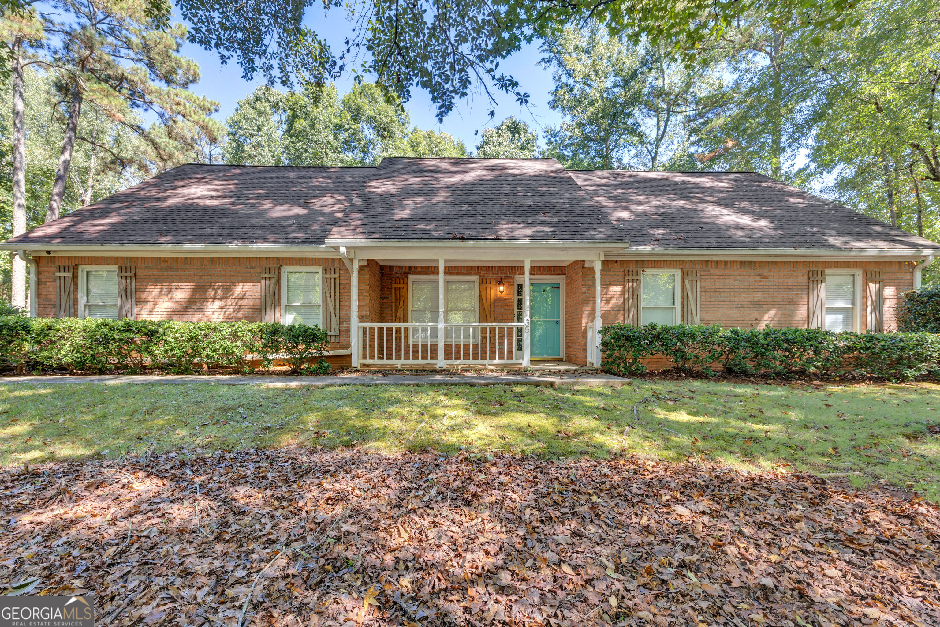 35 Sarah Court Property Photo 1