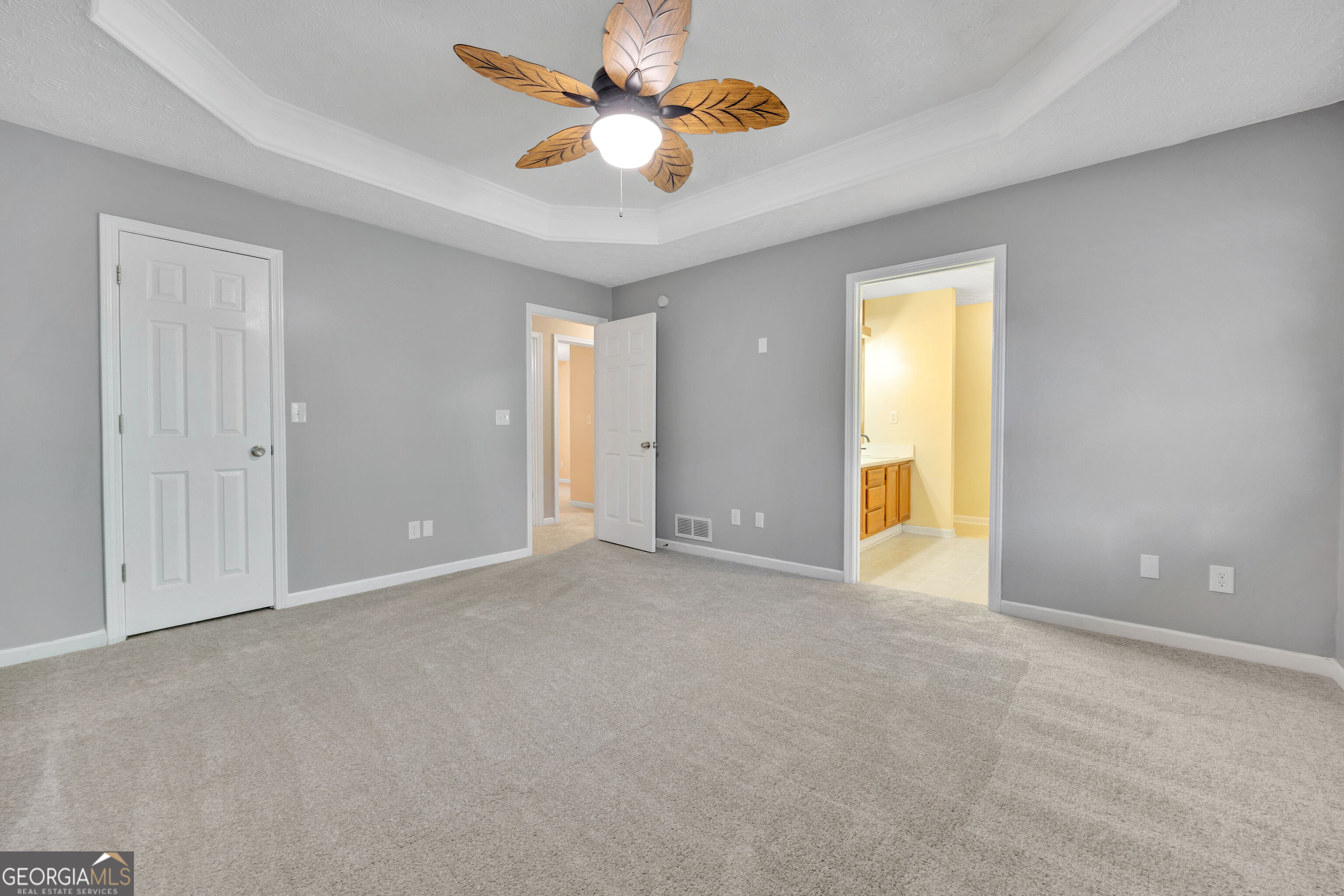 35 Sarah Court Property Photo 21