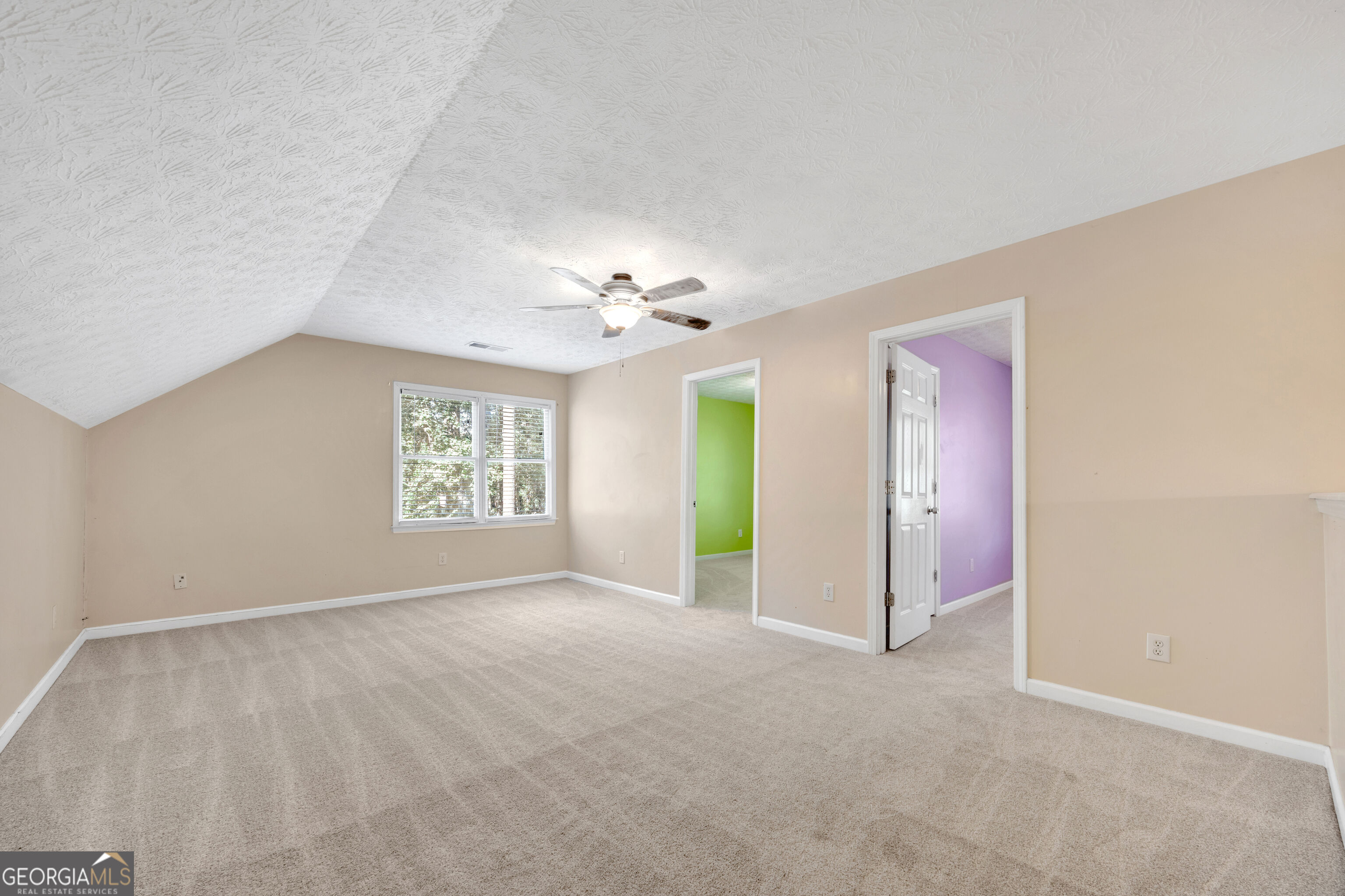 35 Sarah Court Property Photo 30