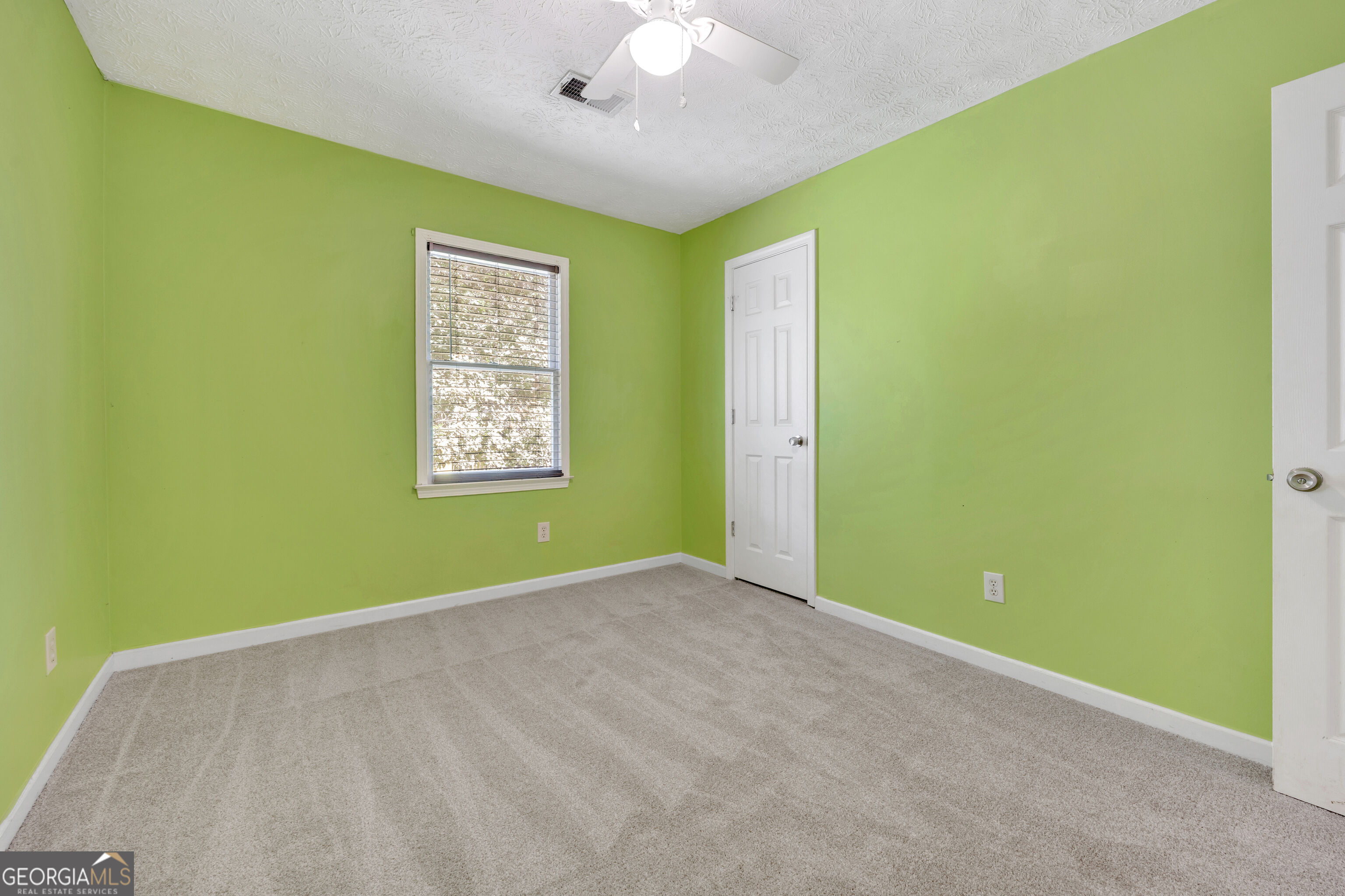 35 Sarah Court Property Photo 31