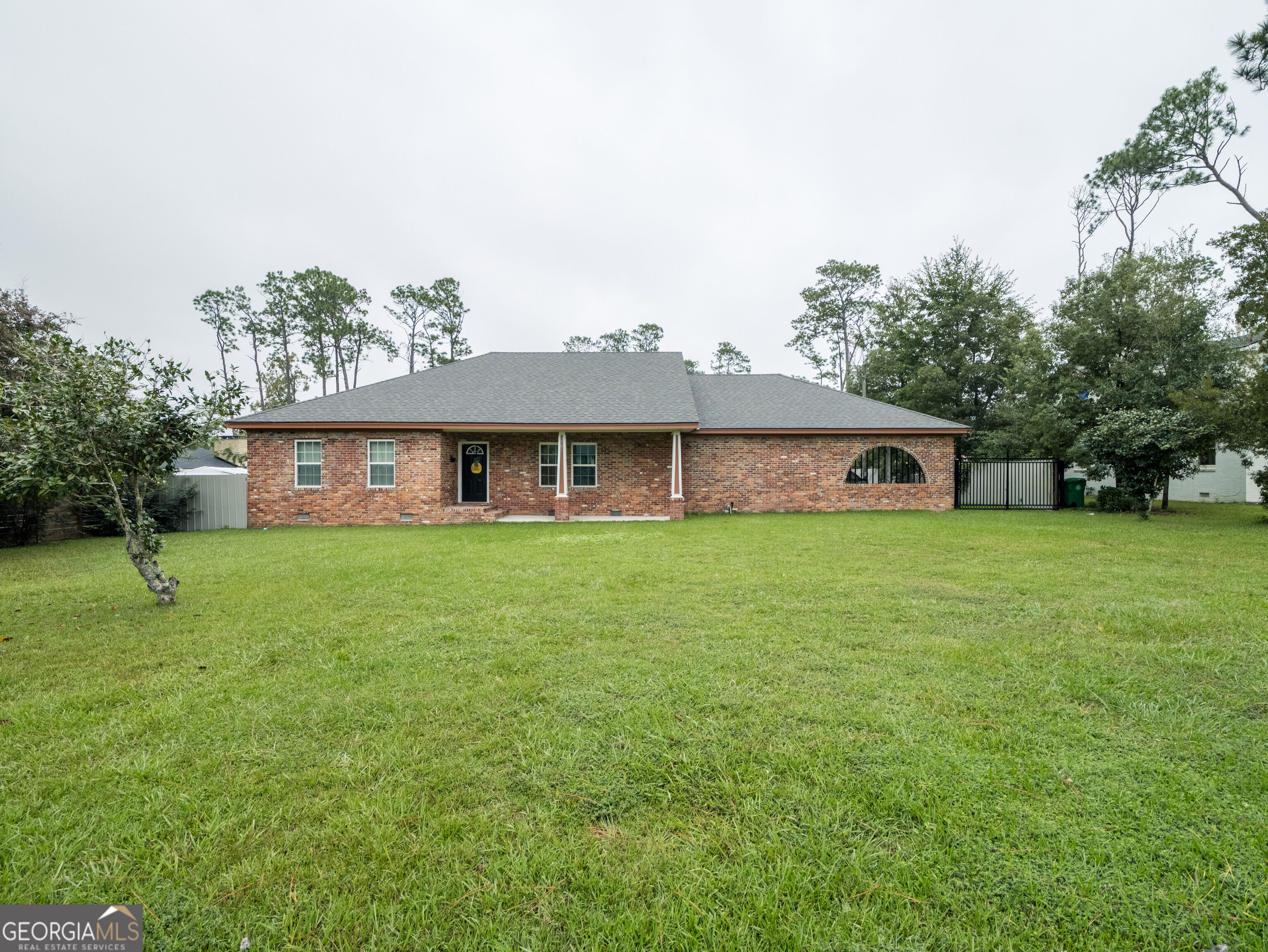 2301 Azalea Drive Property Photo 1