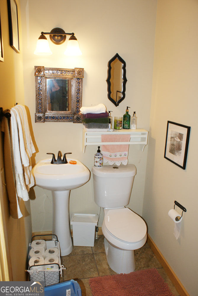 34 Matthew Court Property Photo 12