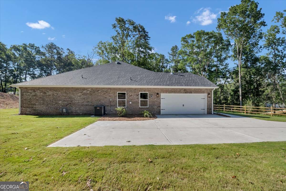 5372 Tuscany Drive Property Photo 4