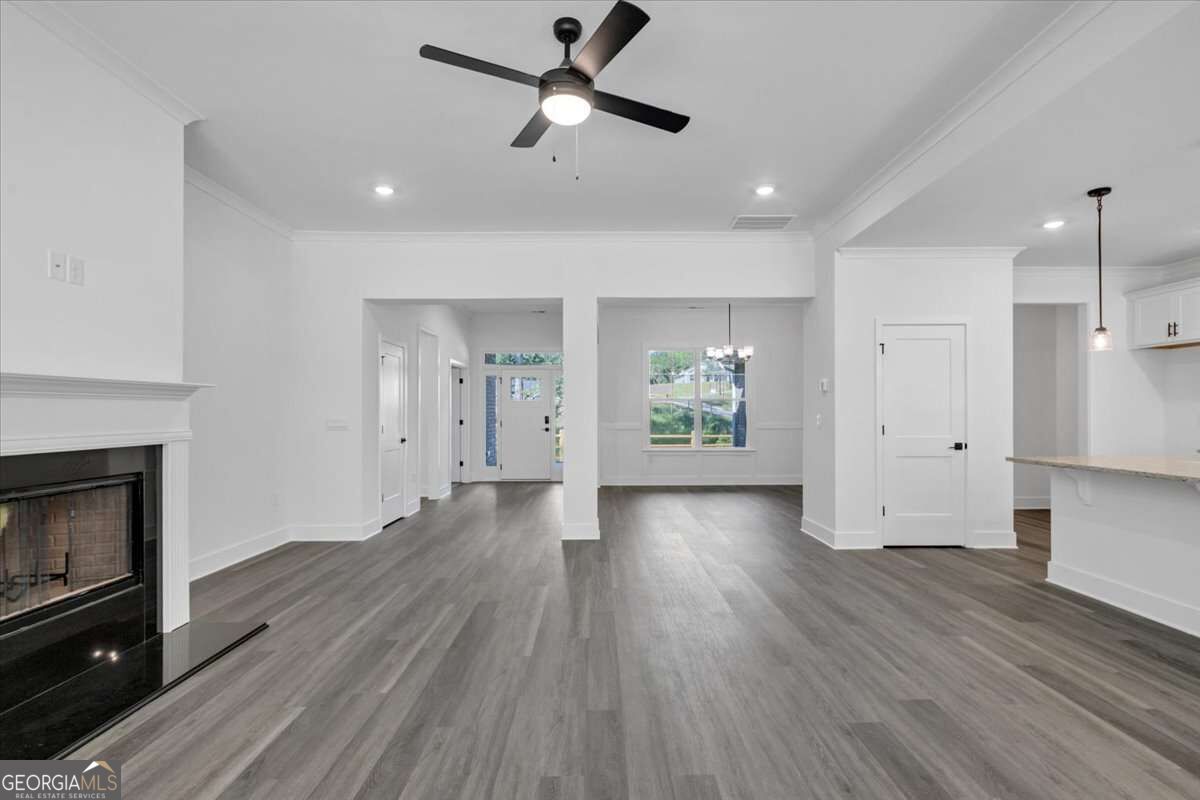 5372 Tuscany Drive Property Photo 9