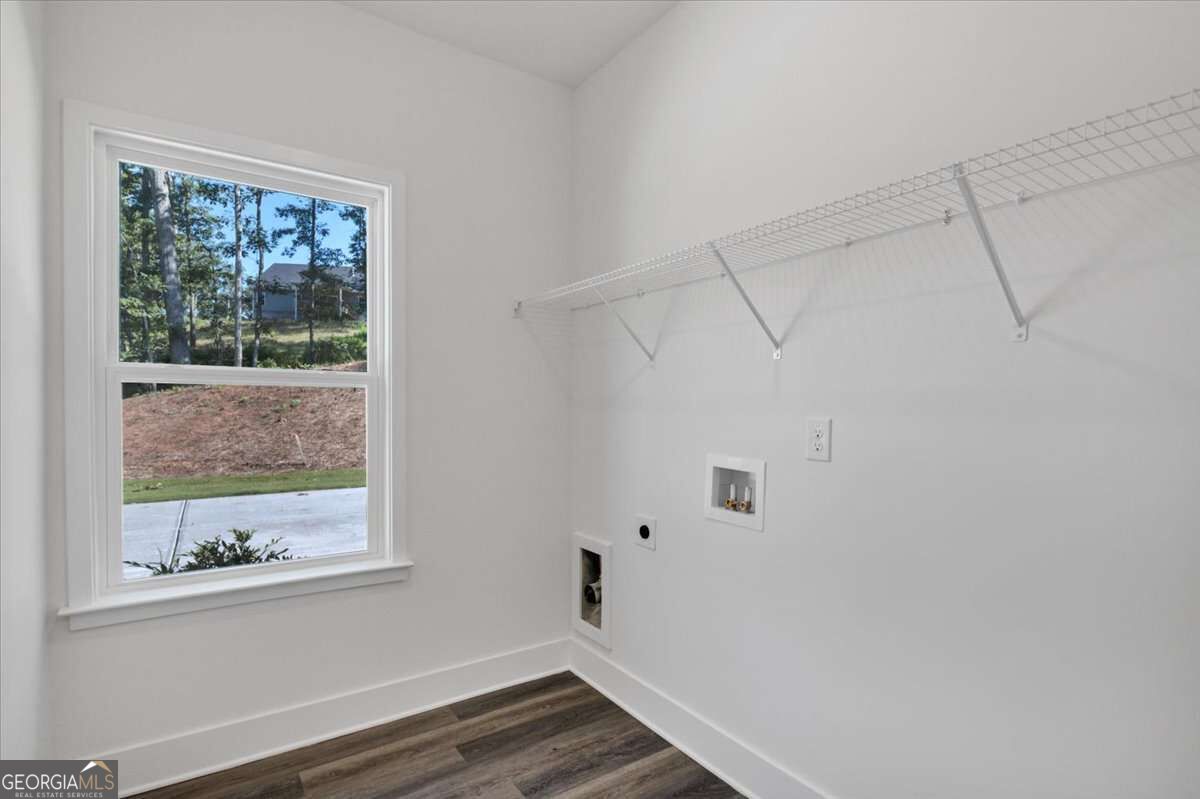 5372 Tuscany Drive Property Photo 17