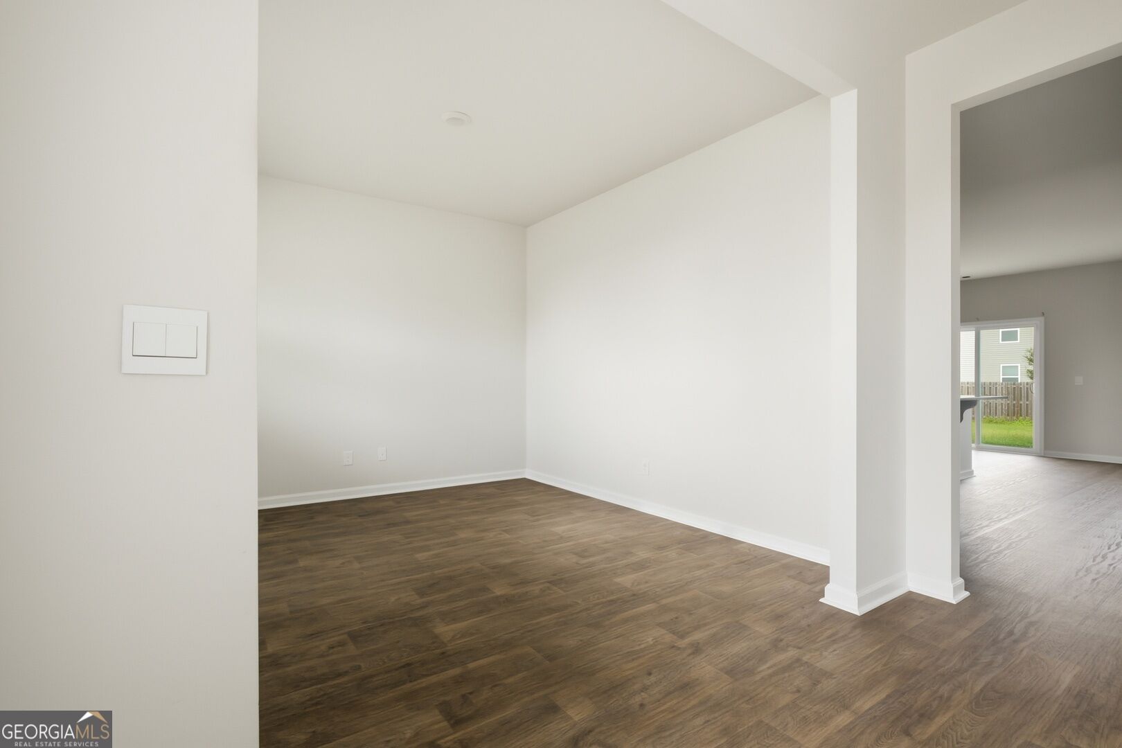 352 Wedge Circle Property Photo 6