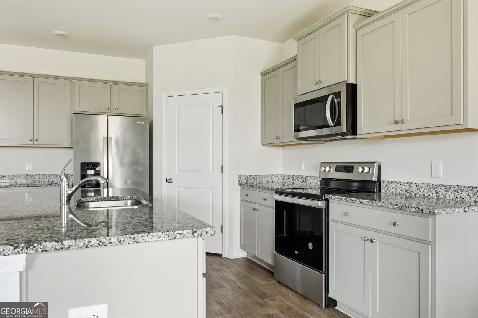 352 Wedge Circle Property Photo 11