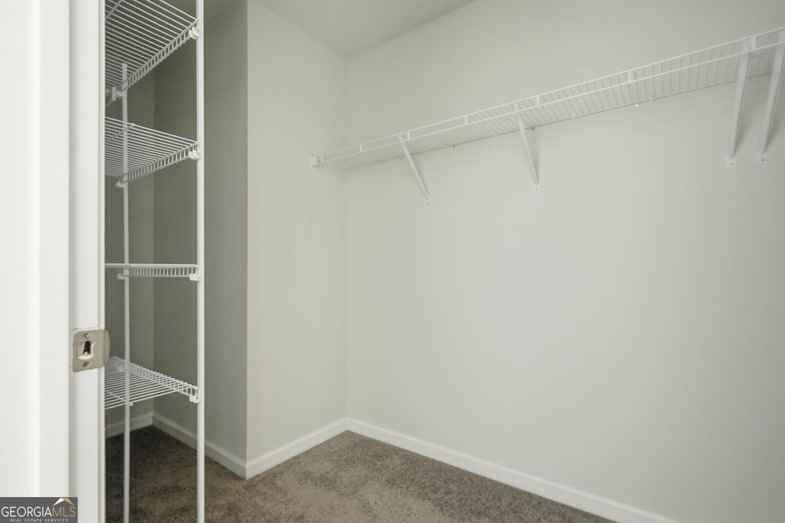 352 Wedge Circle Property Photo 27
