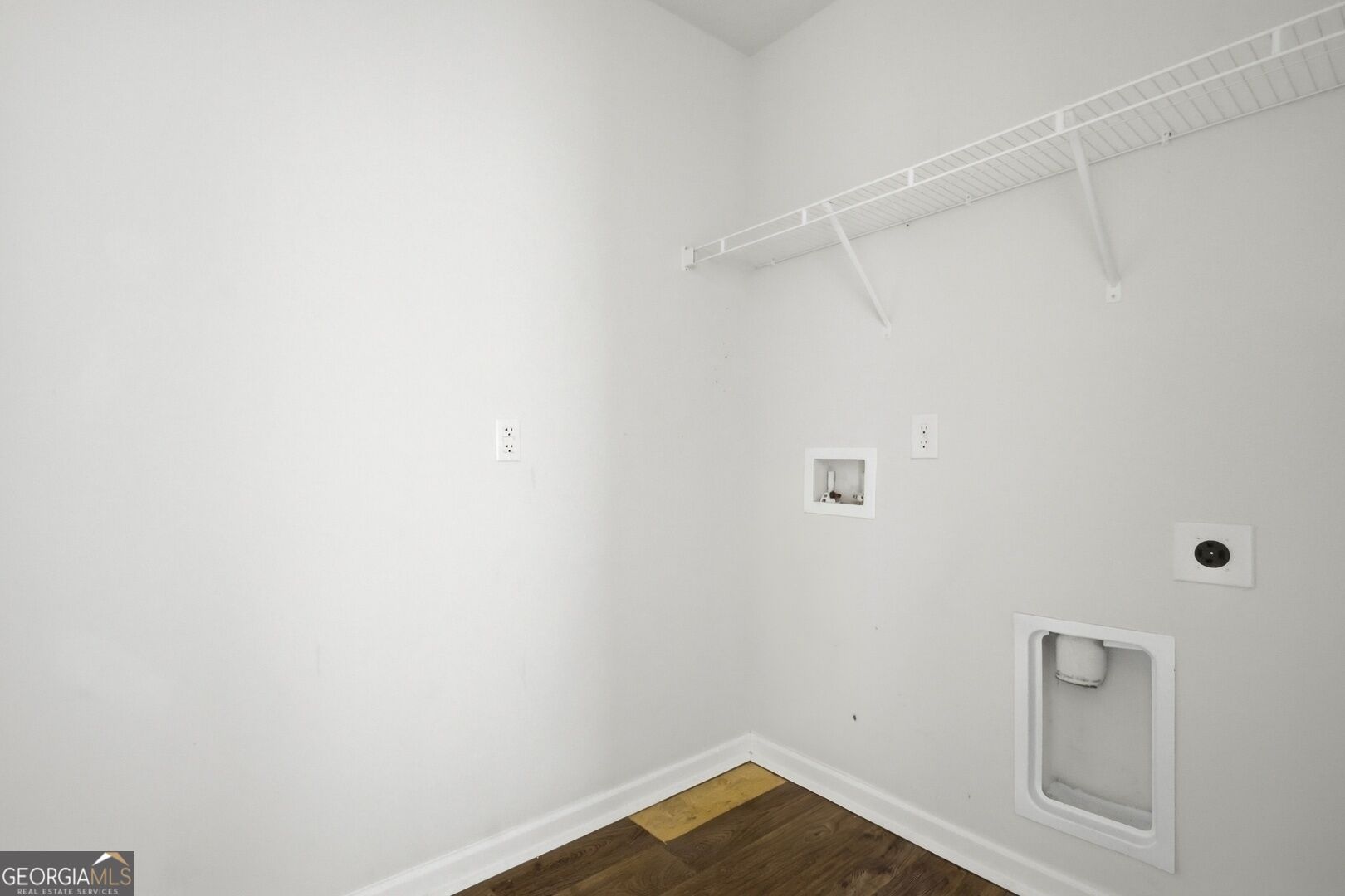 352 Wedge Circle Property Photo 28