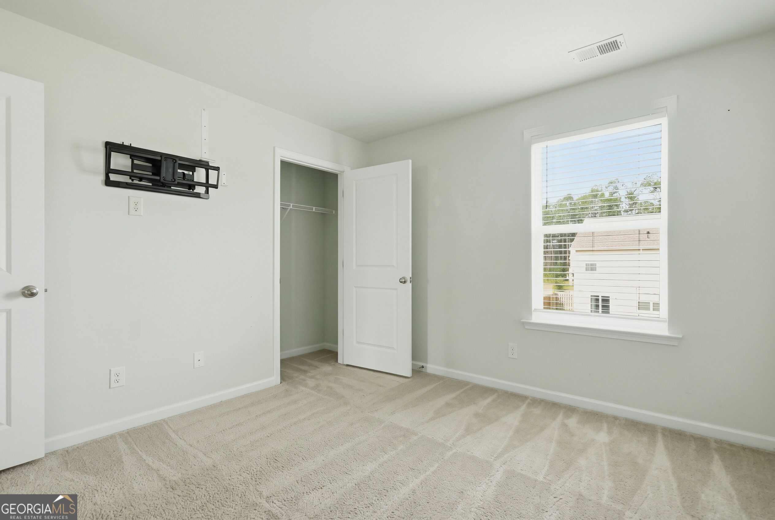 352 Wedge Circle Property Photo 29