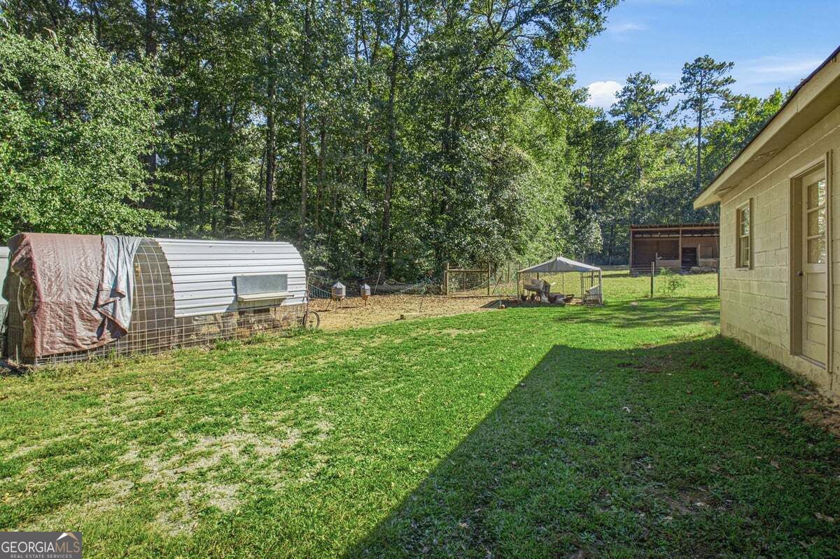 52 E End Road Property Photo 14