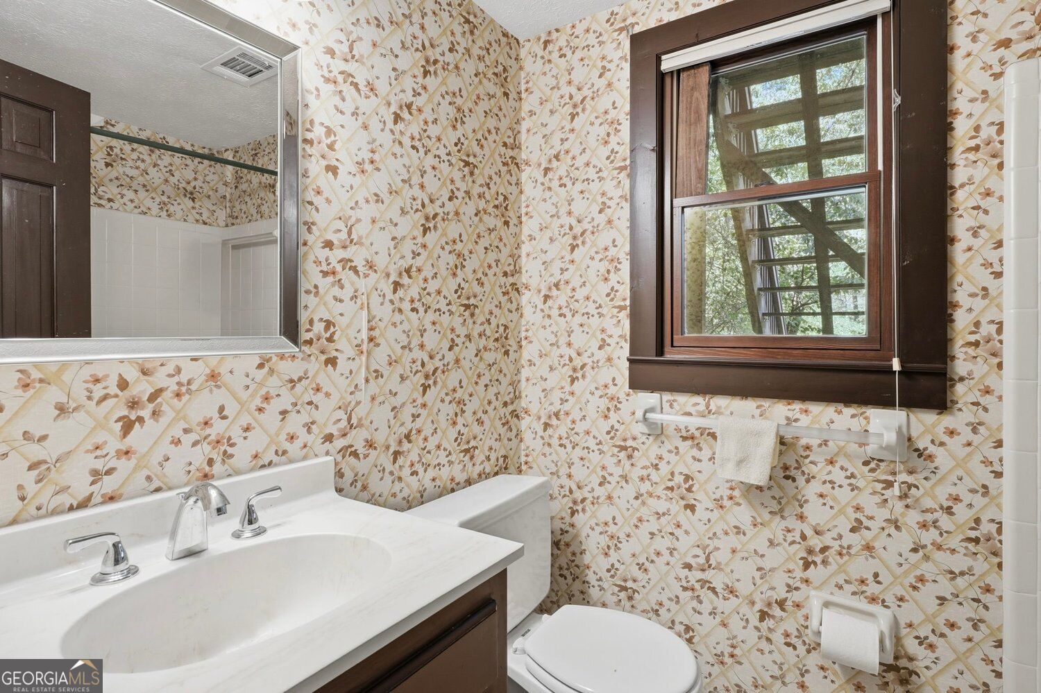 1668 Withmere Way Property Photo 31