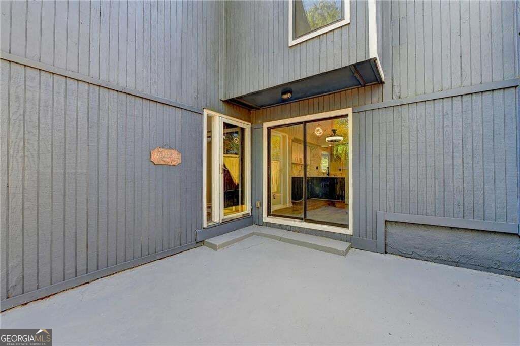 1039 Mariners Court Property Photo 2