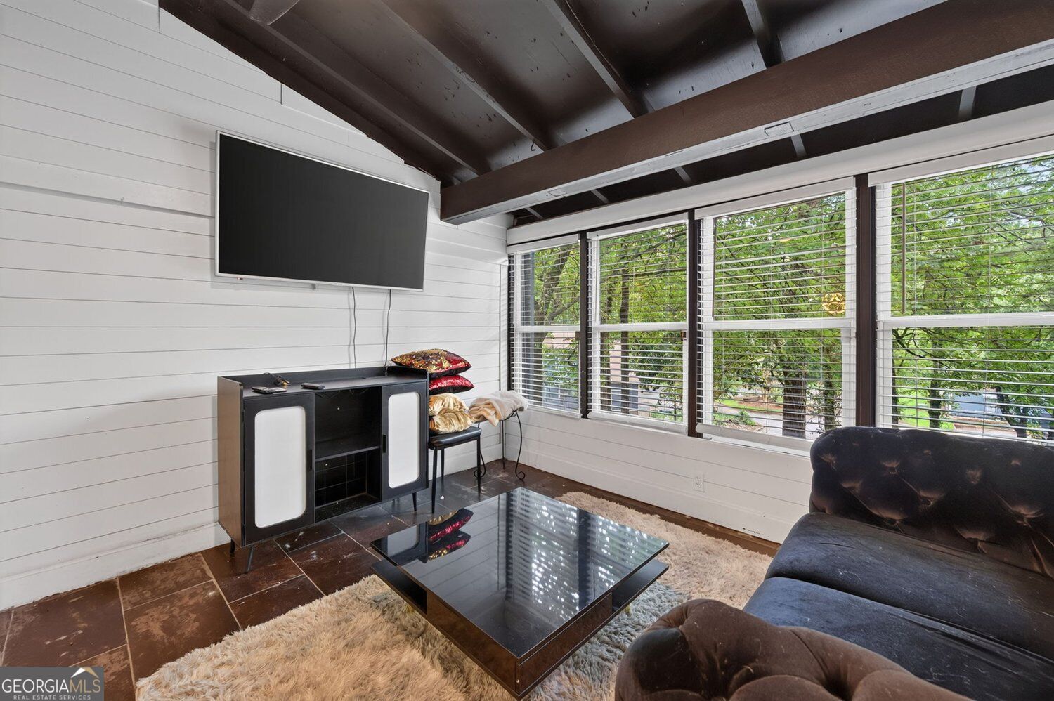1039 Mariners Court Property Photo 13