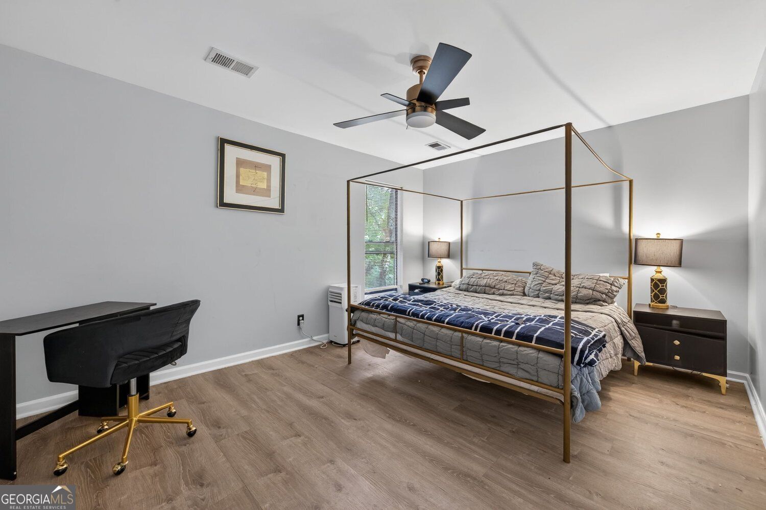 1039 Mariners Court Property Photo 32