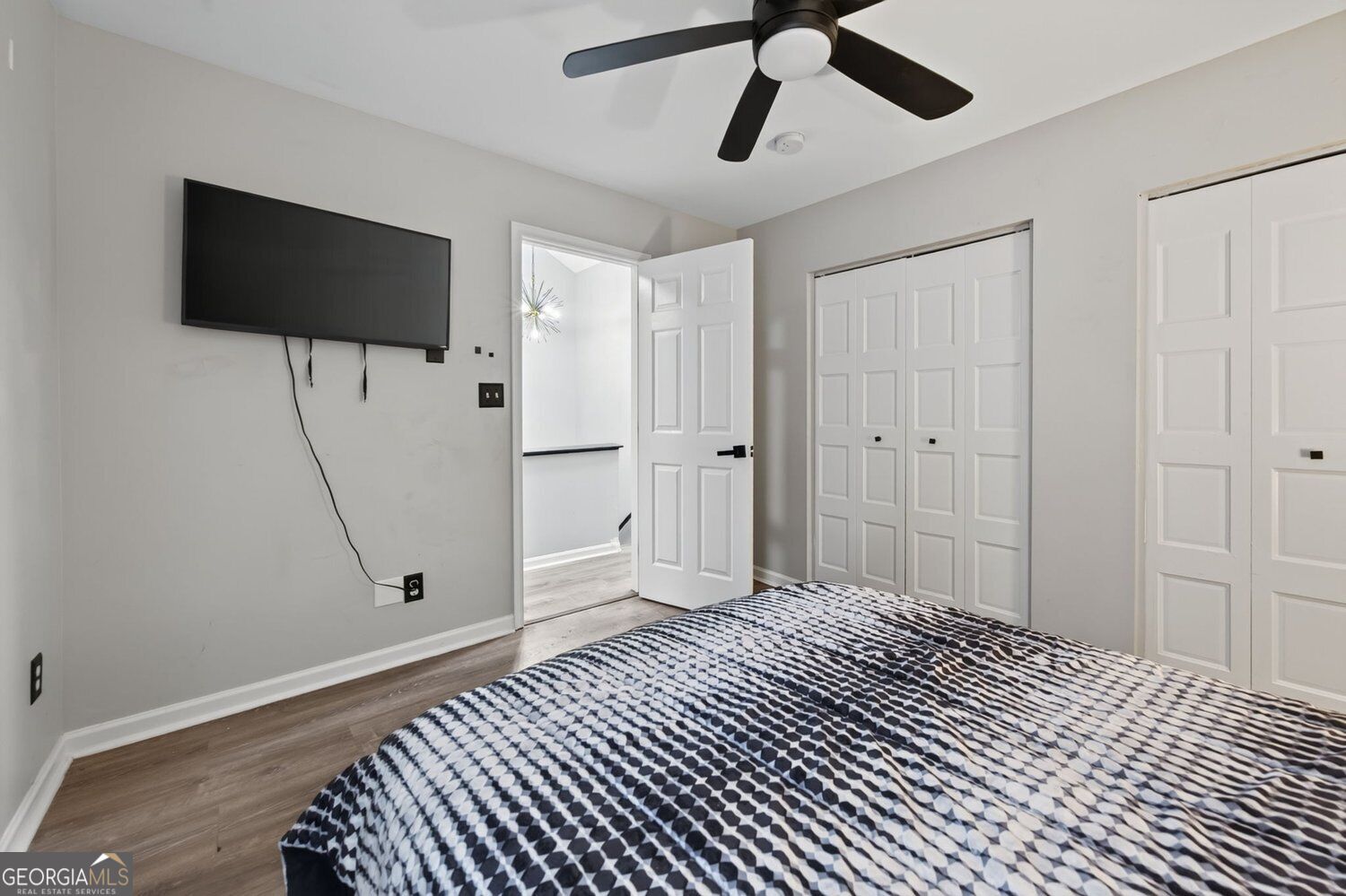 1039 Mariners Court Property Photo 37