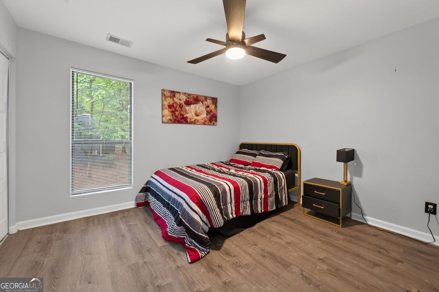 1039 Mariners Court Property Photo 39