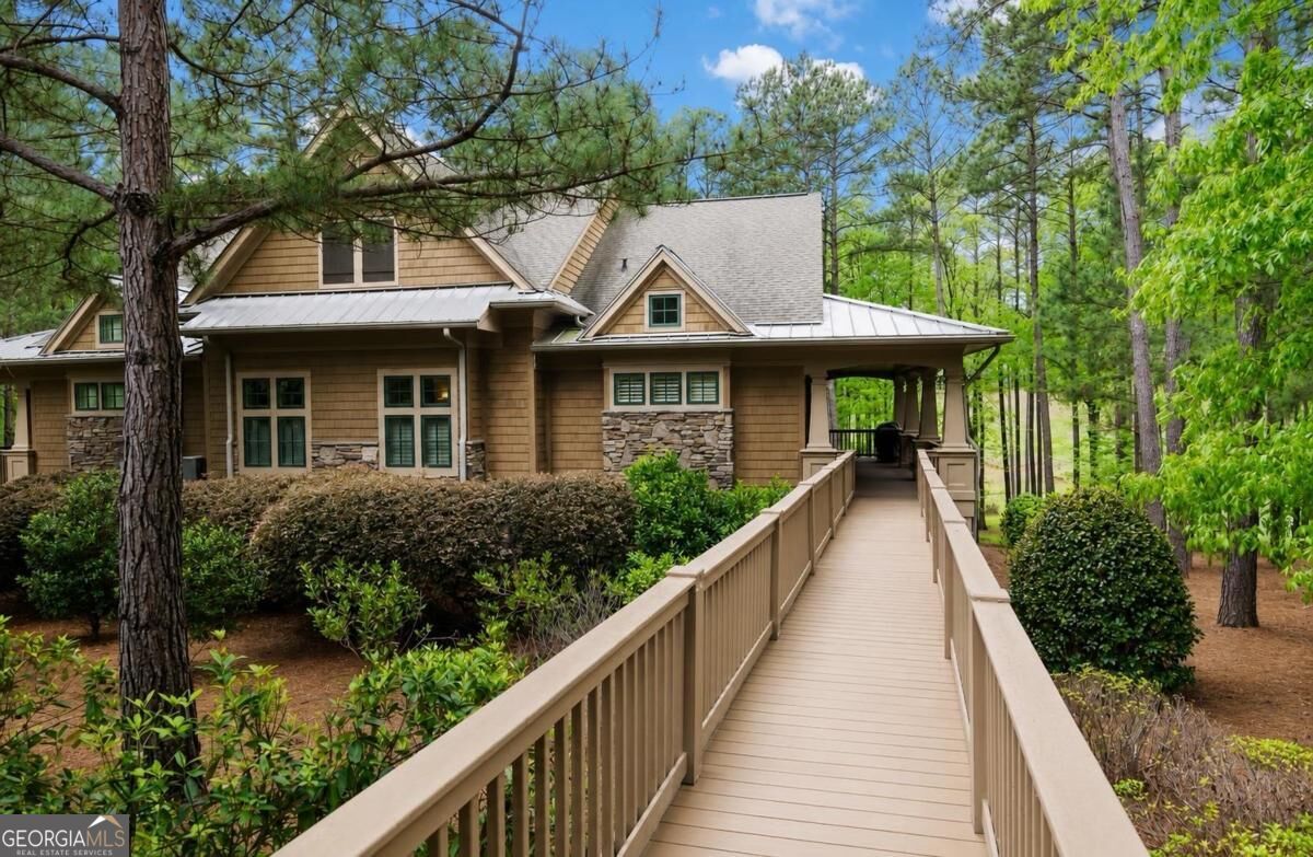 1081 Regency Drive Property Photo 1