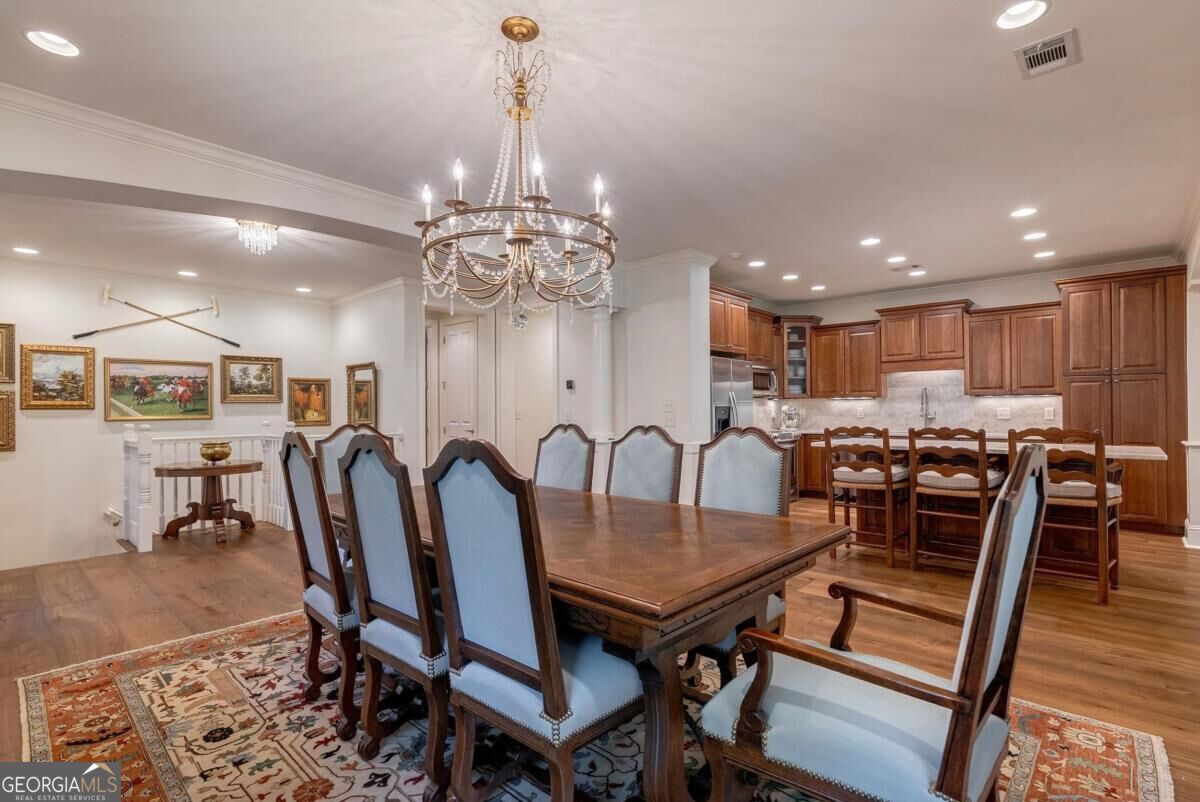 1081 Regency Drive Property Photo 8