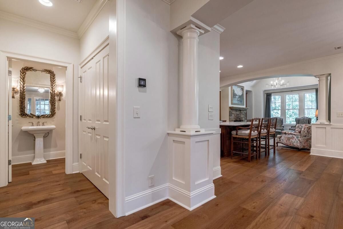 1081 Regency Drive Property Photo 19