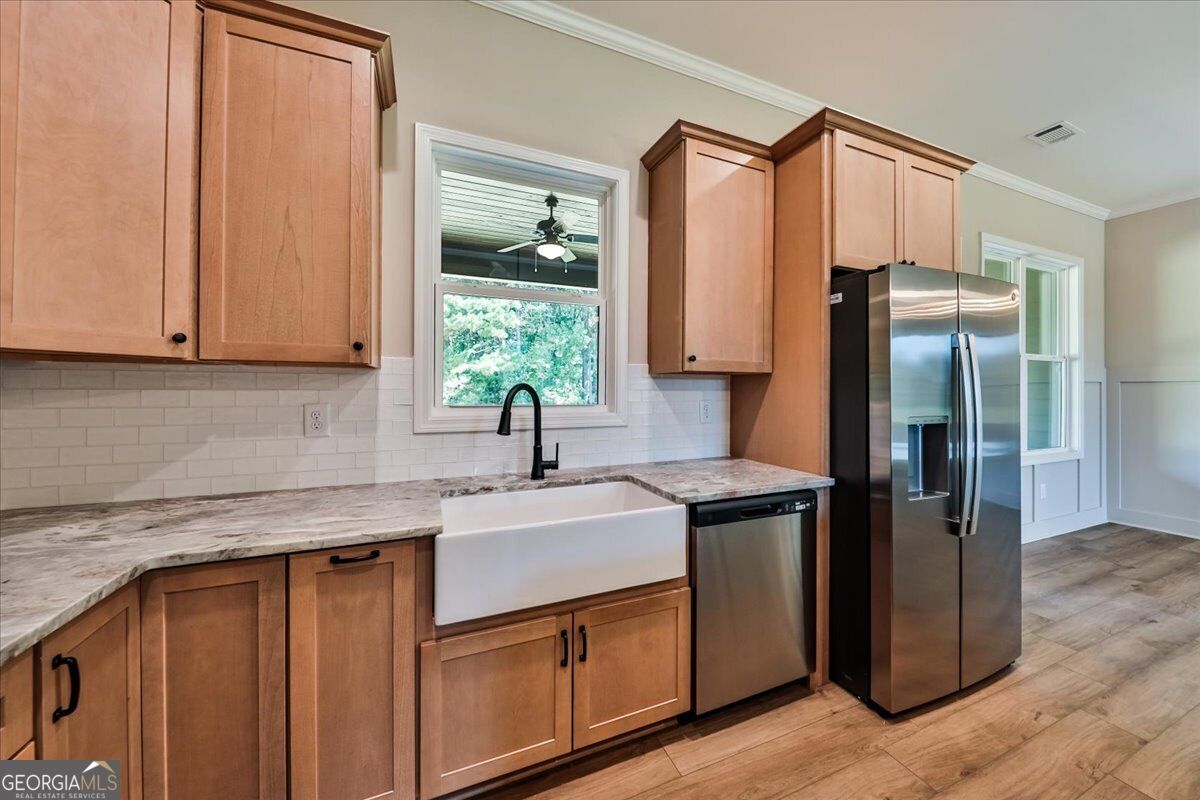 61 Goodman Path Property Photo 14