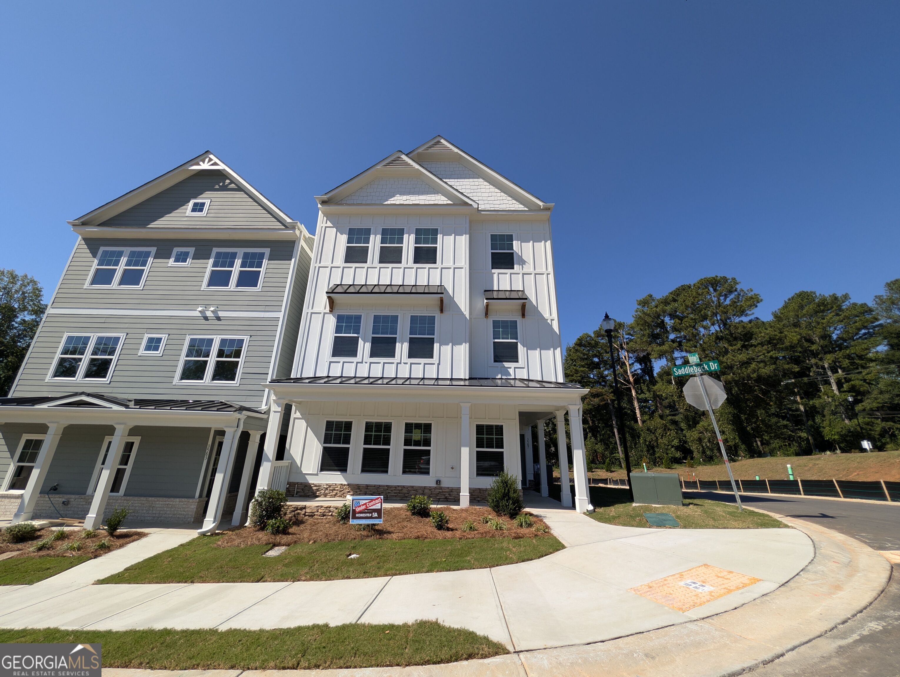 3571 Saddleback Drive Property Photo 1