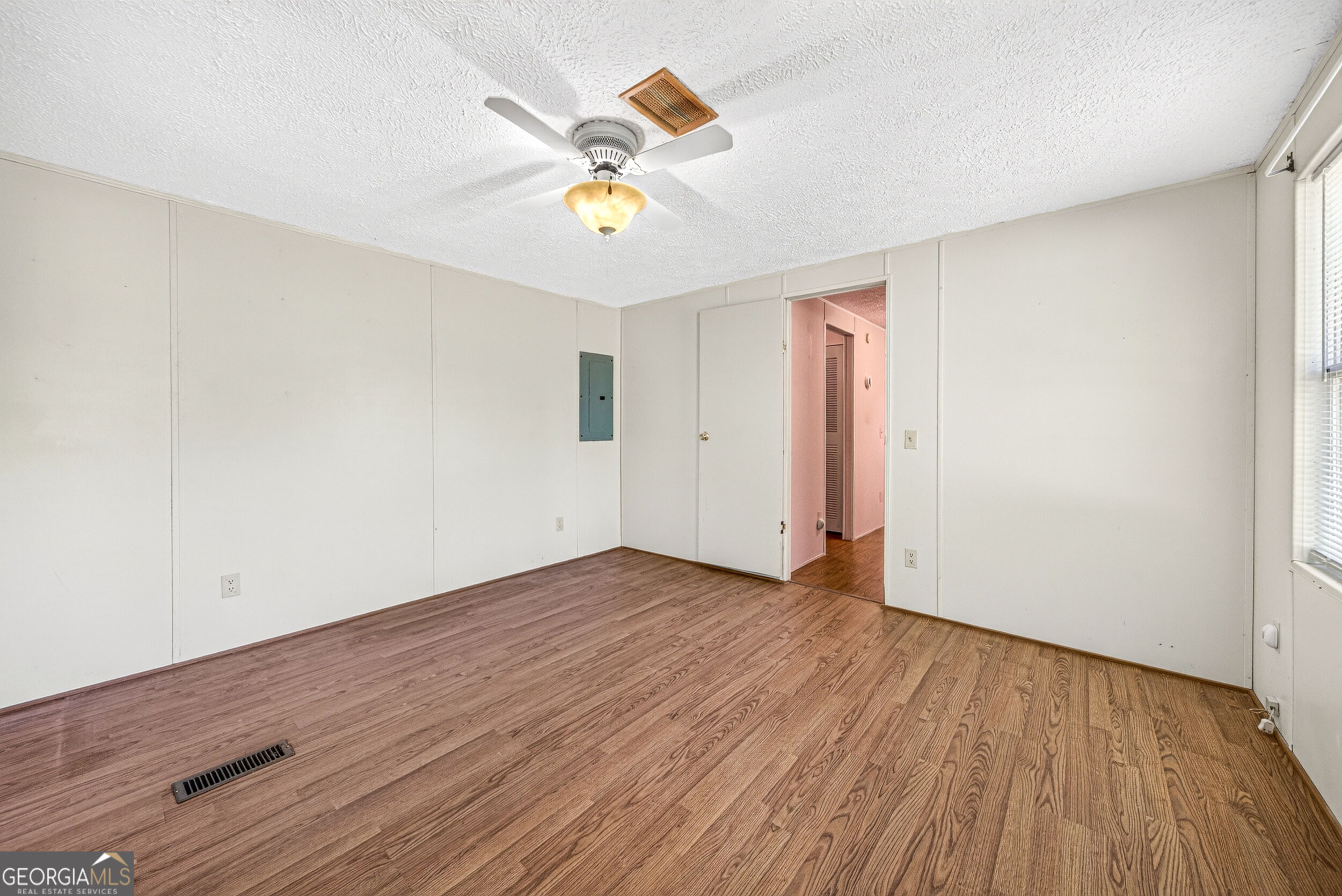 465 Defoor Road Property Photo 13