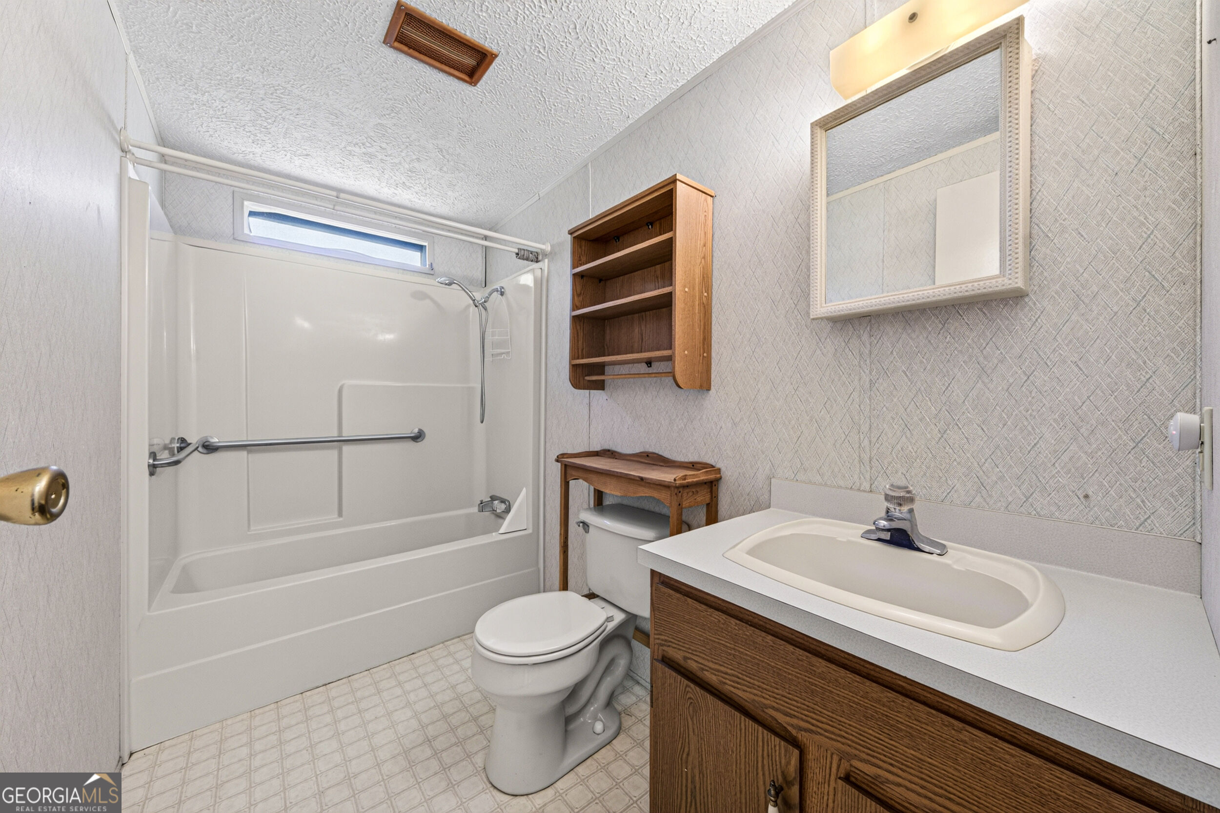 465 Defoor Road Property Photo 24